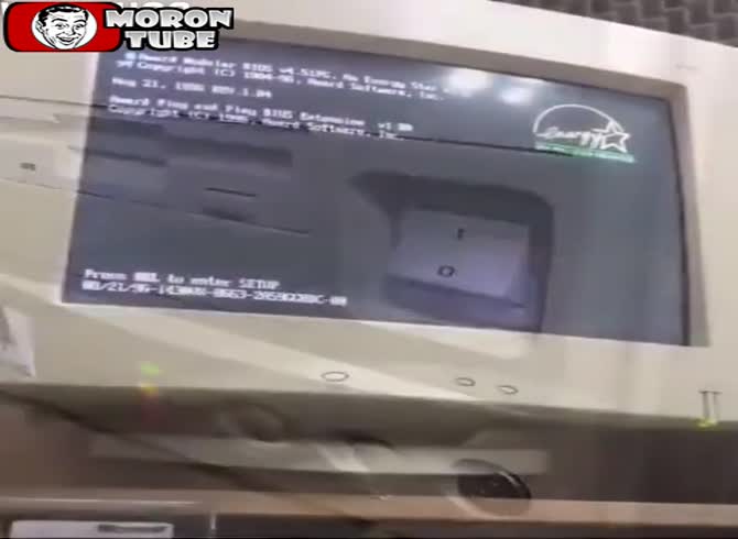 Video :L'informatique en &eacute;tait &agrave; ses d&eacute;buts 